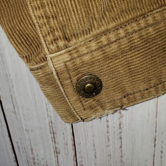 EUC American Eagle Outfitters Camel Corduroy jacket. Size M. Snap closure. Crop - Picture 2 of 8